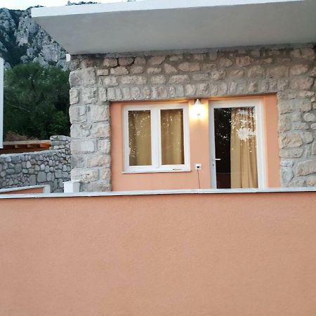 Apartman Ivana Grizane-Belgrad Ngoại thất bức ảnh