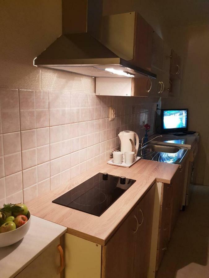 Apartman Ivana Grizane-Belgrad Ngoại thất bức ảnh
